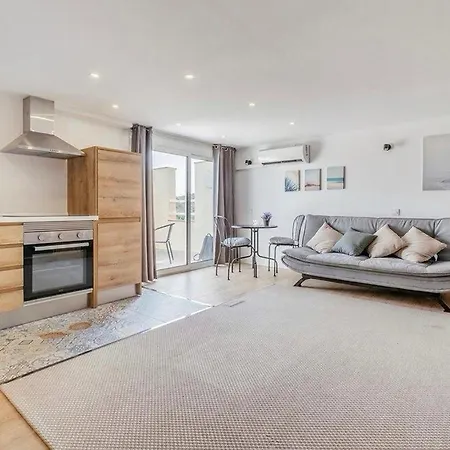 Apartament Gorgeous In